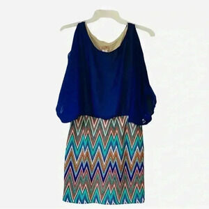 Janet Plus Blue Sheer & Chevron Print fully lined Mini Dress Size 1X